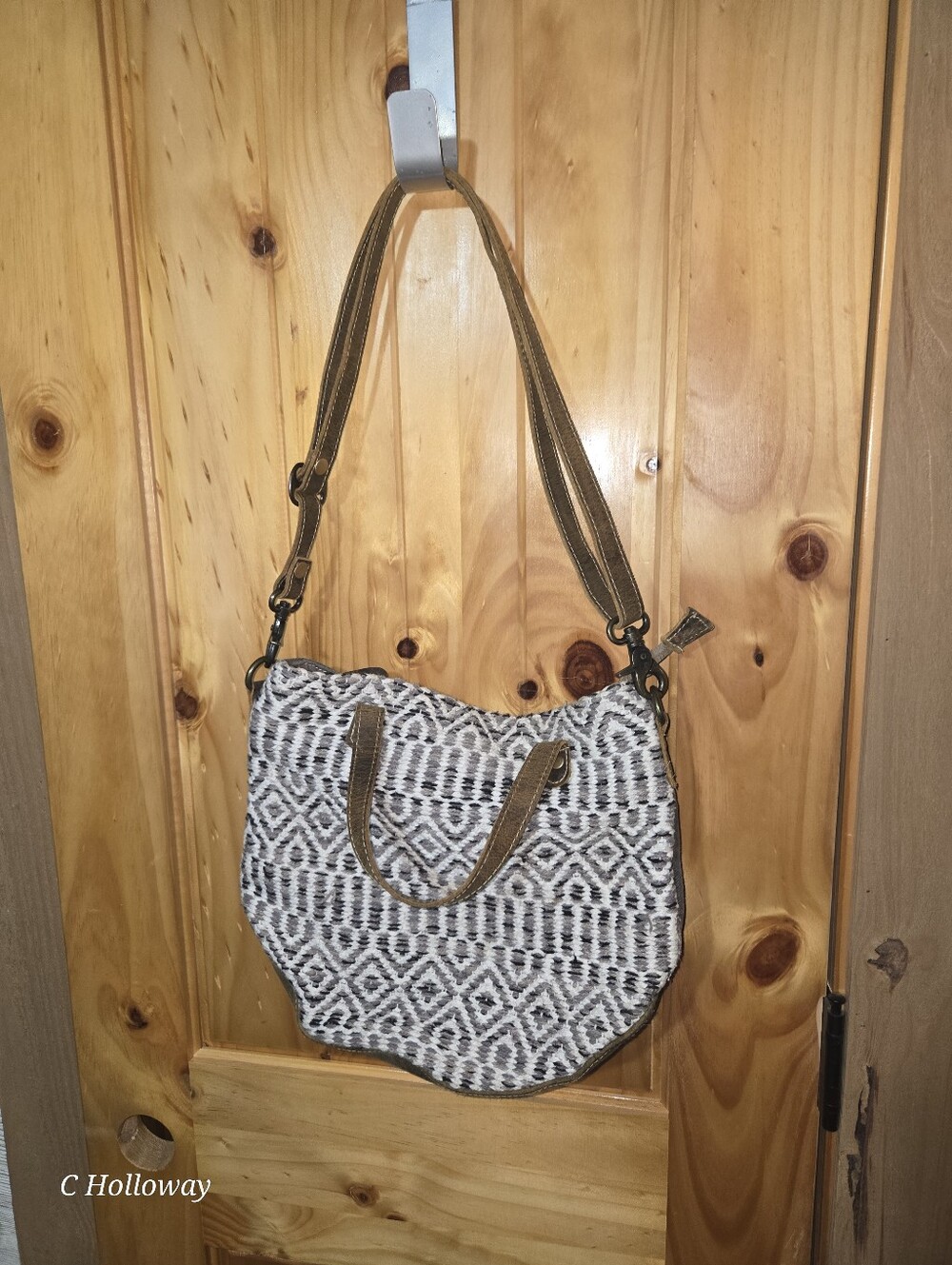 Myra Bag Grey And Cream Cotton Rug Design W/leather Trim Crossbody